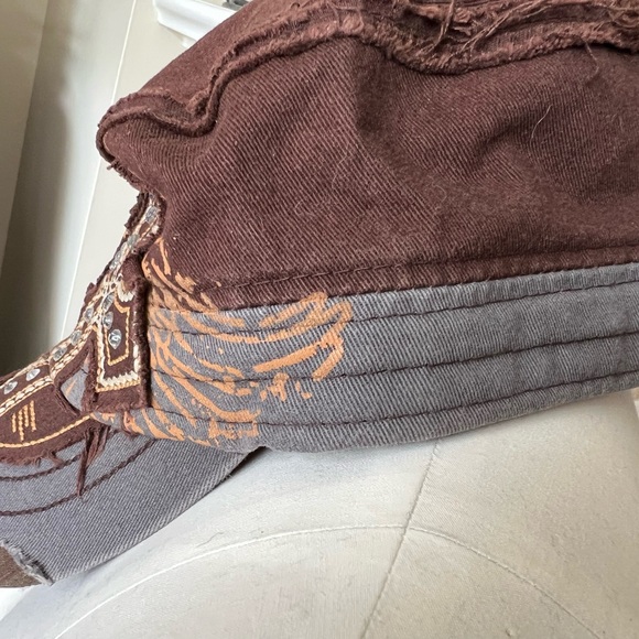 Leader Winged Cross Distressed Cadet Brown Embellished Cap - Picture 5 of 15